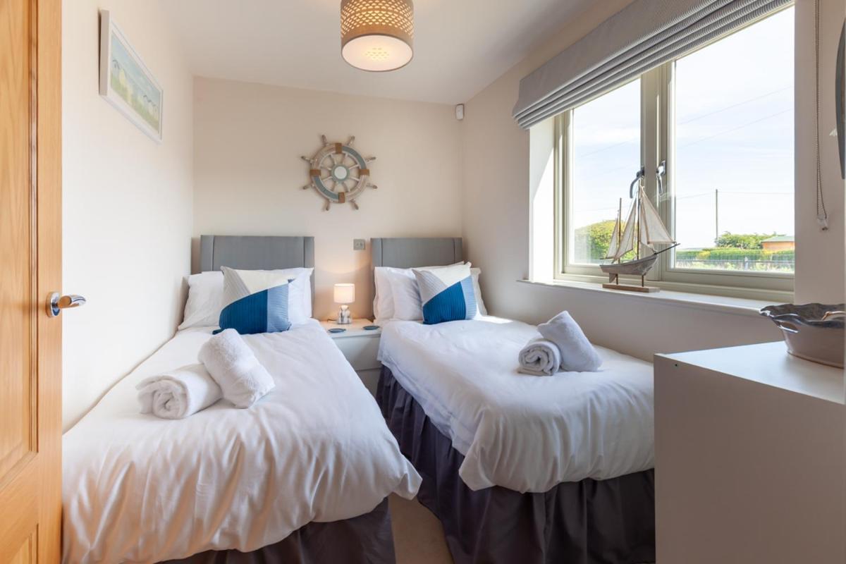 Choseley Cottage - Norfolk Cottage Agency Docking ภายนอก รูปภาพ