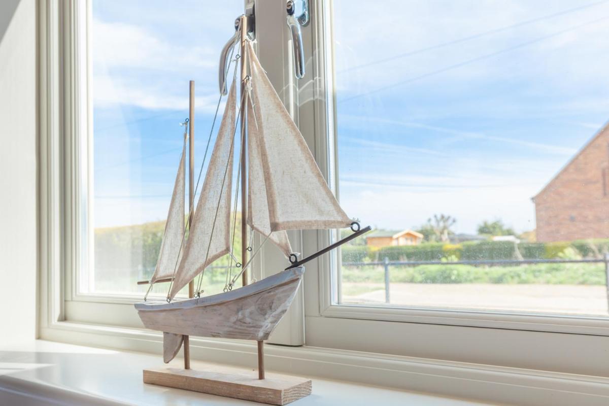 Choseley Cottage - Norfolk Cottage Agency Docking ภายนอก รูปภาพ