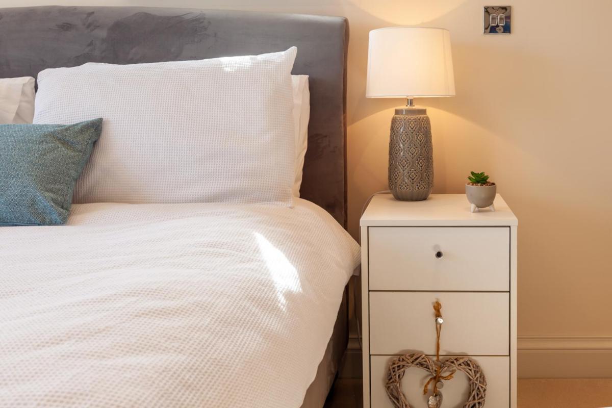 Choseley Cottage - Norfolk Cottage Agency Docking ภายนอก รูปภาพ